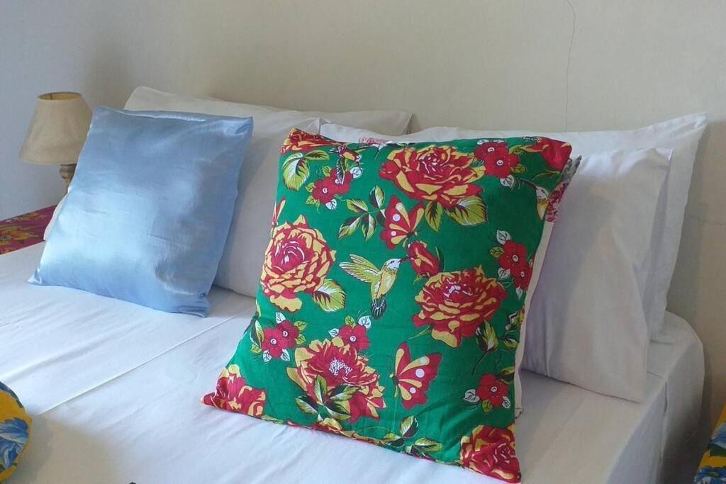 Elephant Guesthouse Beira Mar - Suites Com Cafe Da Manha Ilhabela Luaran gambar